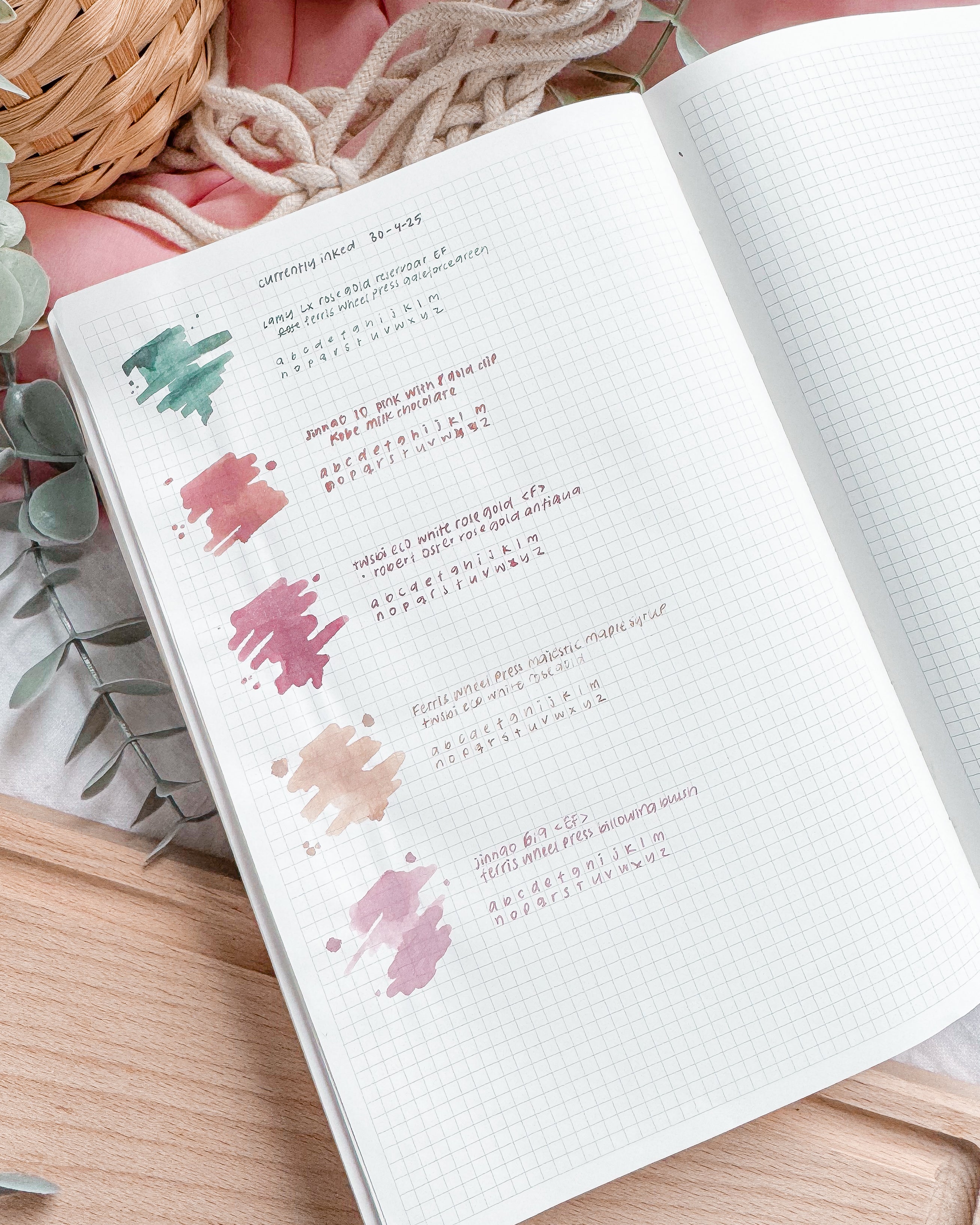 B6 - The Cozy Journal - Grid Notebook (800 pages)