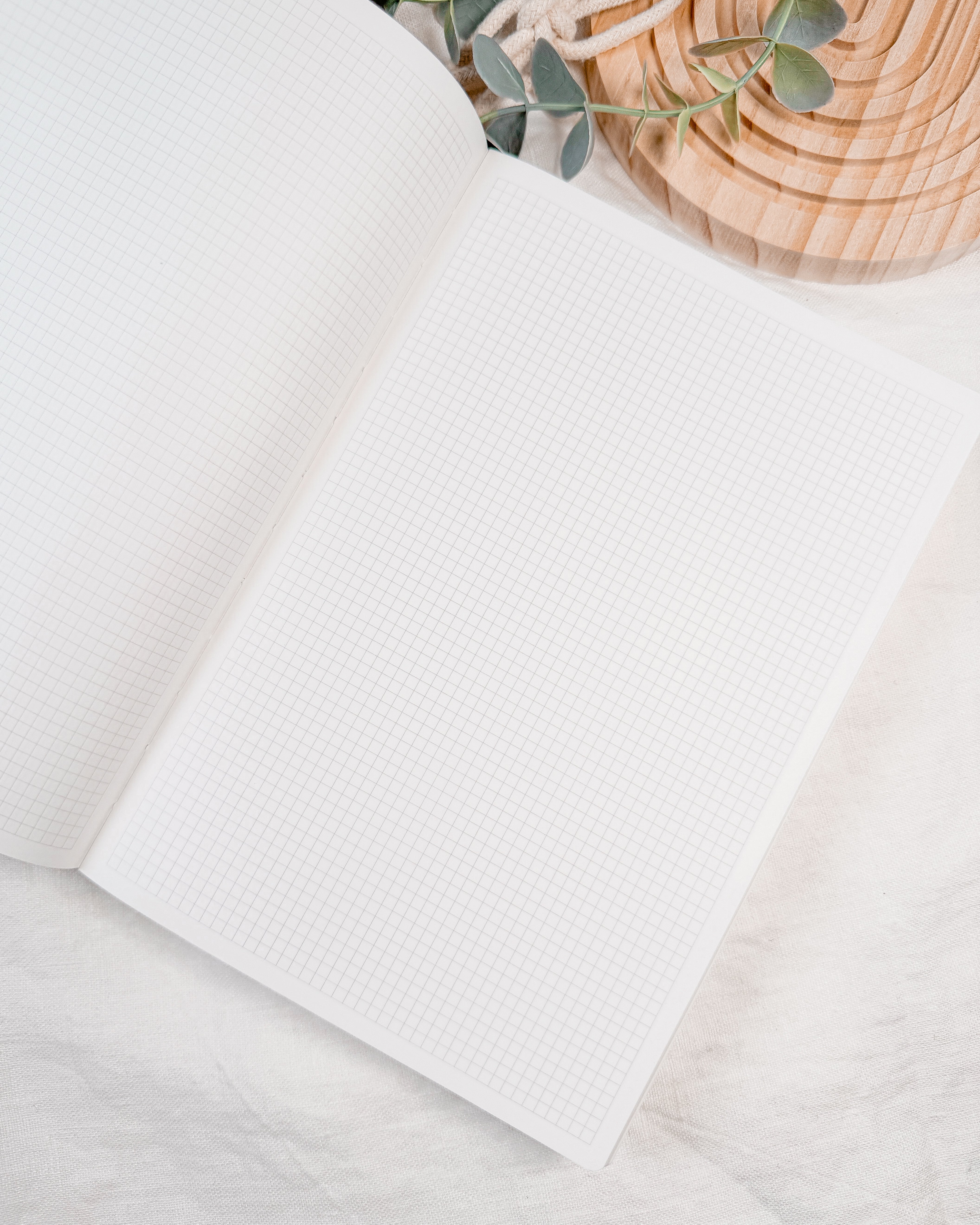 B6 - The Cozy Journal - Grid Notebook (800 pages)