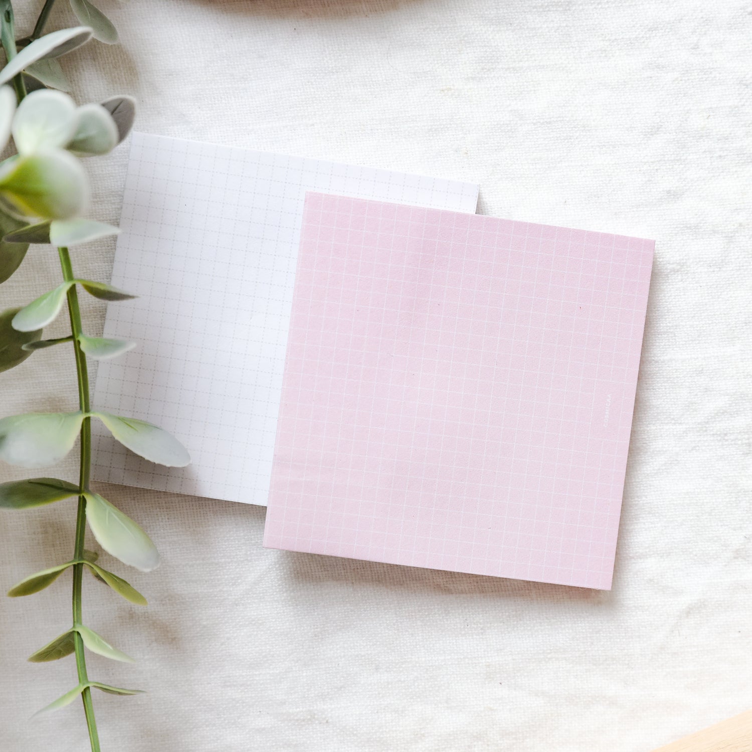 SN001 - Grid Sticky Notes
