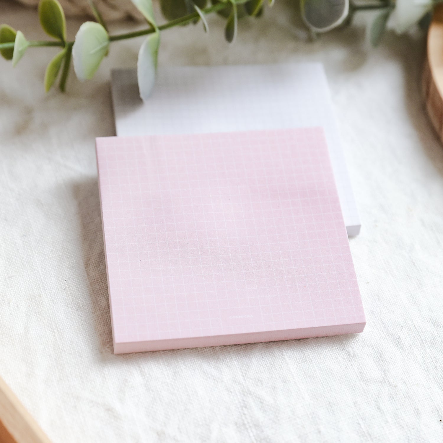 SN001 - Grid Sticky Notes